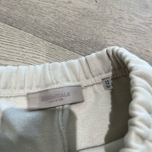 Essentials sweatpants - Picture 5 of 5